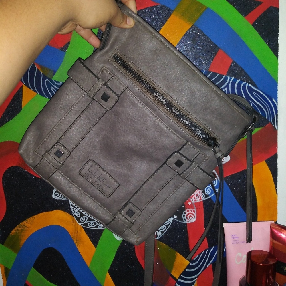 Nicole Miller Swingbag